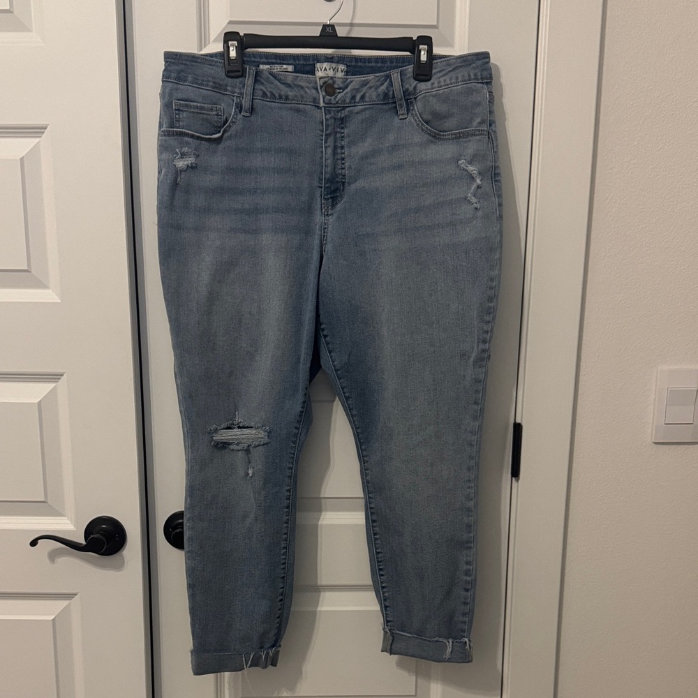 Ava & Viv Distressed Light Blue Ankle Jeans